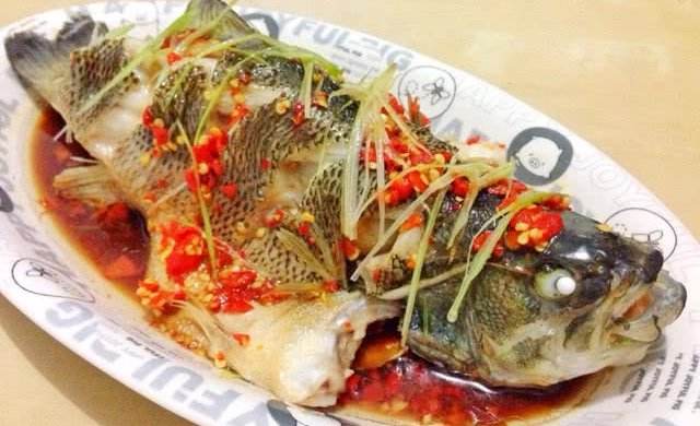 深圳送菜公司告诉你夏季哪些食物不能用保鲜膜