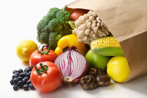 深圳蔬菜配送公司手脚裂口吃什么好